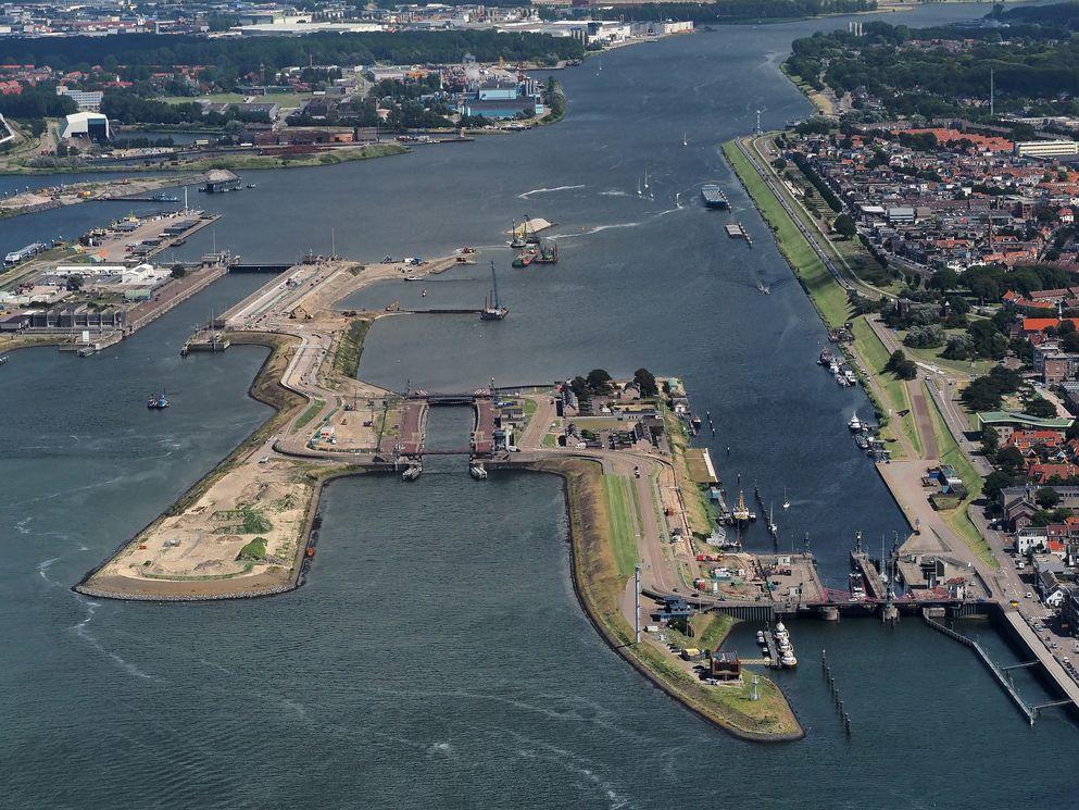 Start bouw grootste Zeesluis ter wereld in IJmuiden