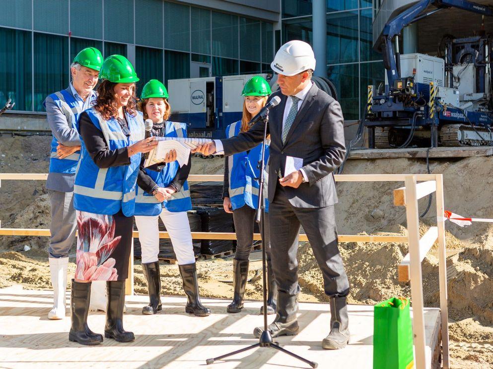 Eerste paal Life Sciences Cluster feestelijk gevierd