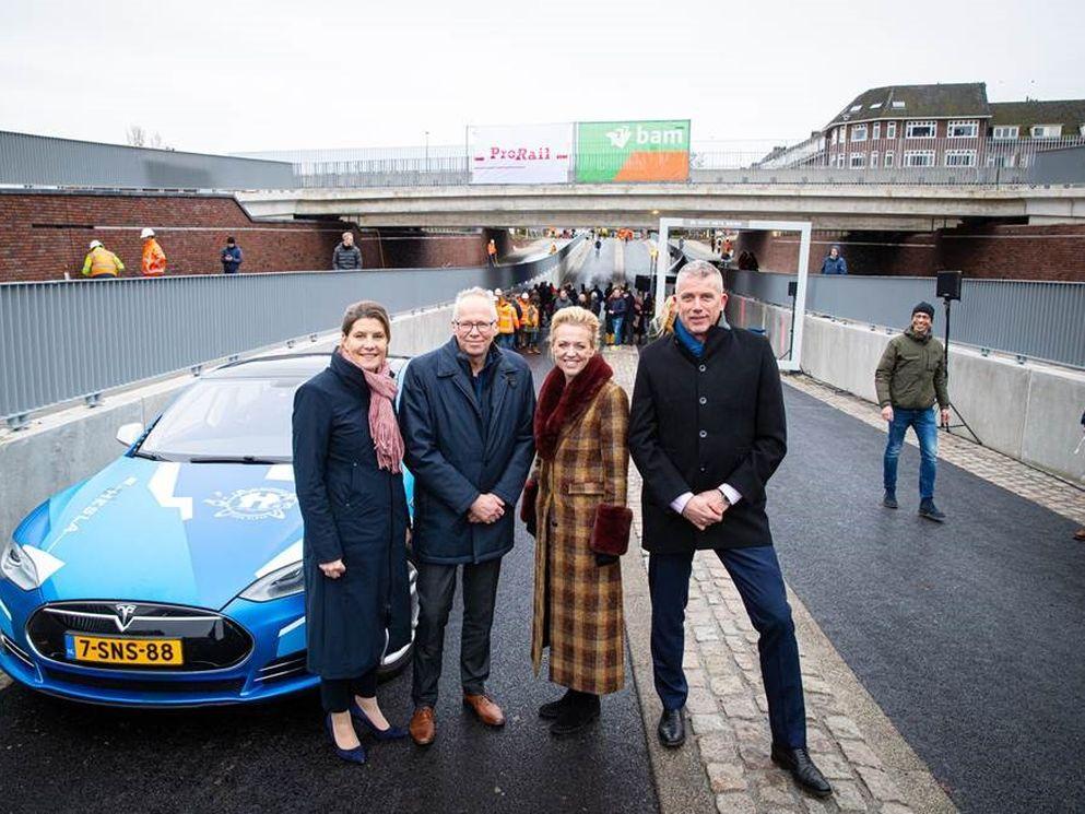 Onderdoorgang laat verkeer Paterswoldseweg weer stromen