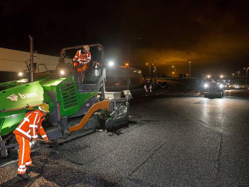 BAM Infra Nederland test duurzaam asfalt op A12