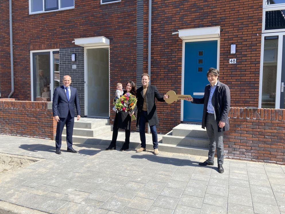 Feestelijke oplevering eerste 34 woningen in binnenstedelijk Schoterkwartier in Haarlem