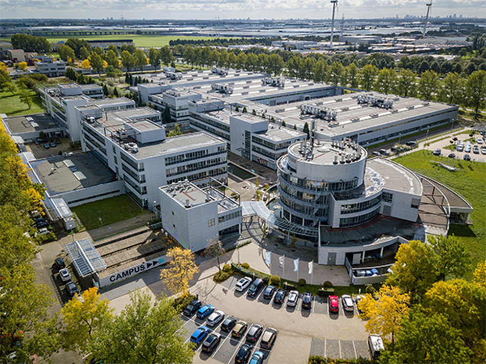 Luchtfoto Dutch Tech Campus