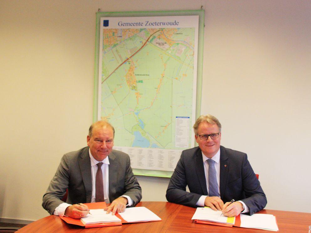 Gemeente Zoeterwoude en AM tekenen overeenkomst voor klimaatbestendige nieuwbouw