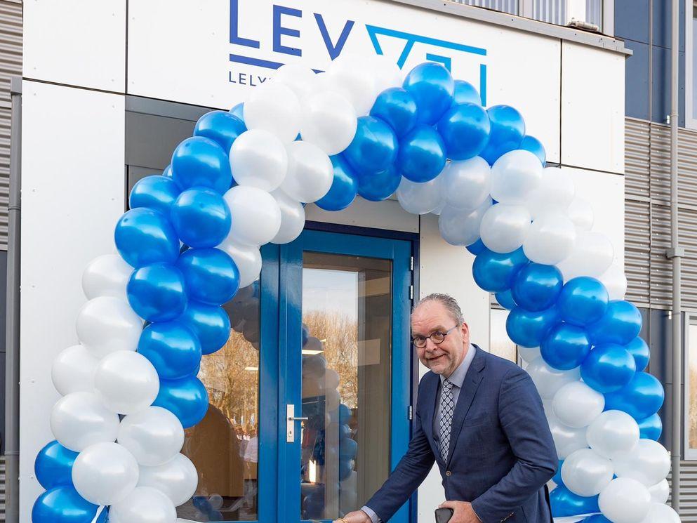 Ballonnenboog voor kantoor Levvel