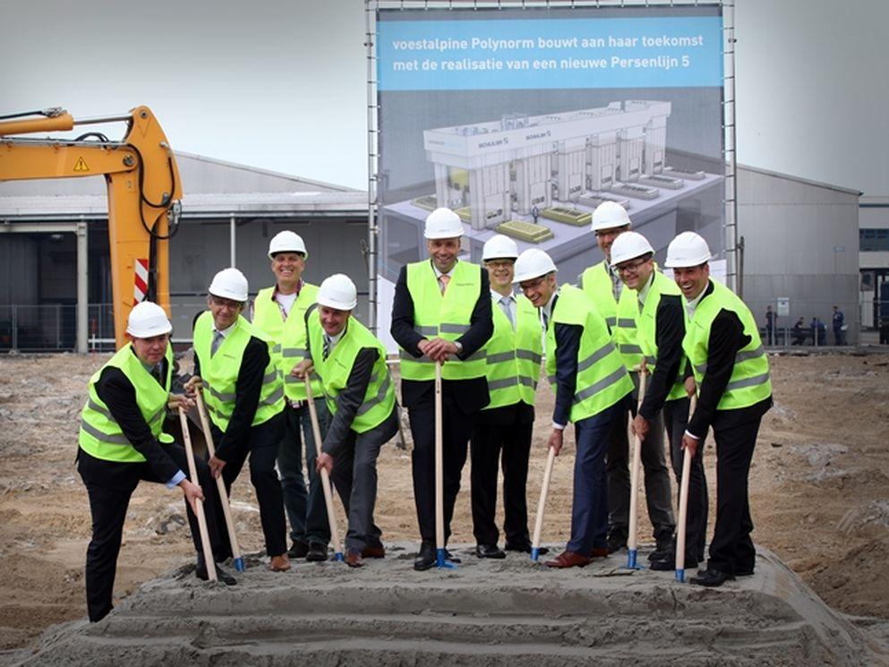 De groundbreaking ceremony voor de nieuwe ‘Persenlijn 5’ van voestalpine Polynorm.