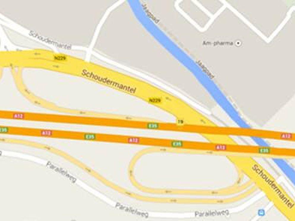 Schoudermantel Bunnik op de schop