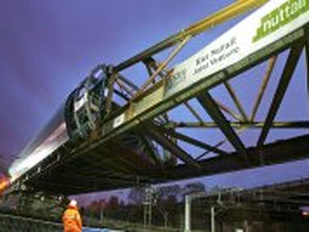 CTRL East Coast Main Line bridge launched