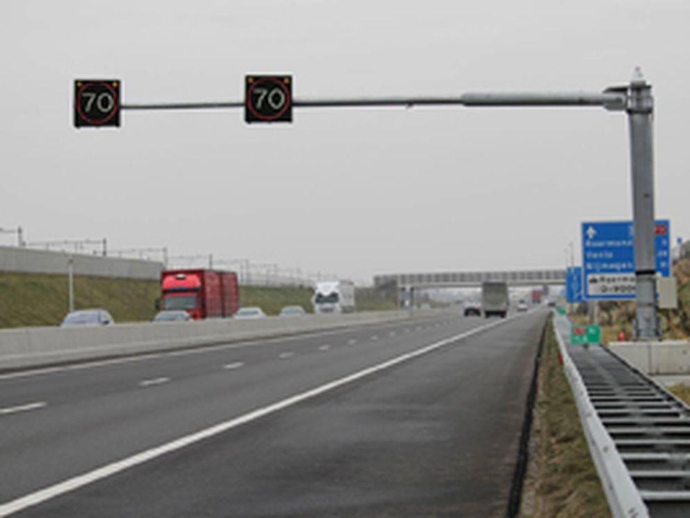 HOKA Verkeerstechniek ontwikkelt mobiele rijstrookindeling