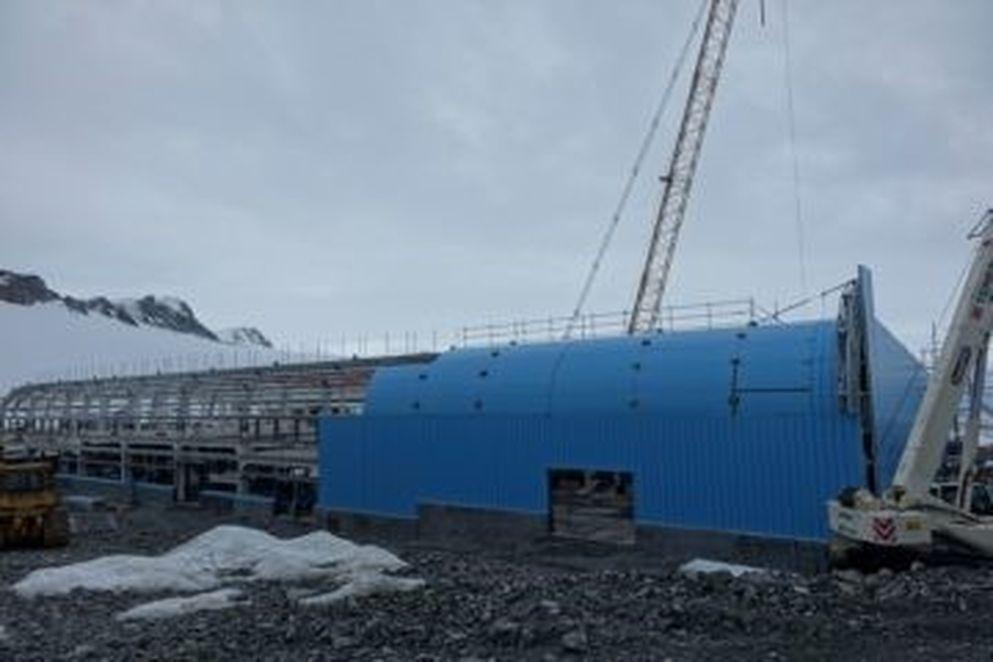 Exterior complete for new Antarctic science and operations facility