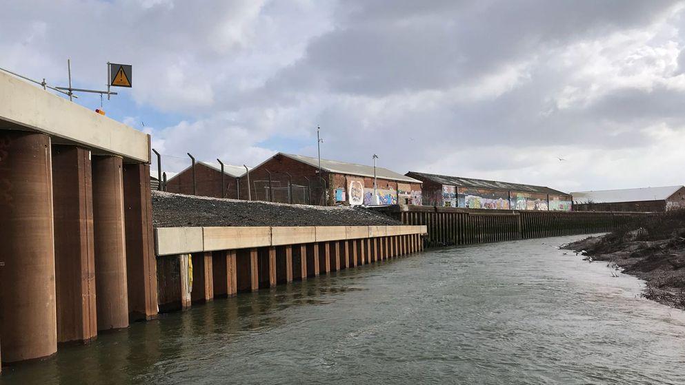 Hull River defence