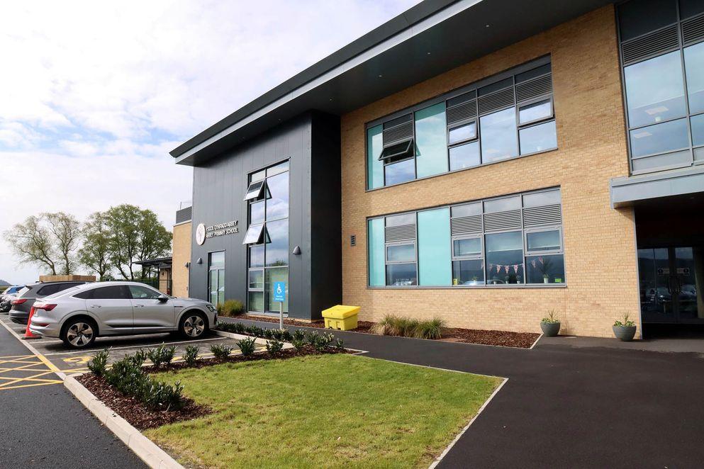 Abbey Primary School children star in official opening ceremony