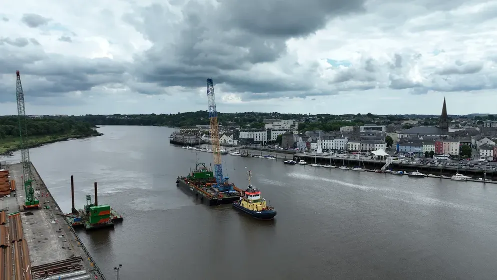 Drone footage of BAMs ‘Skerchi’ barge being towed on the River Suir.