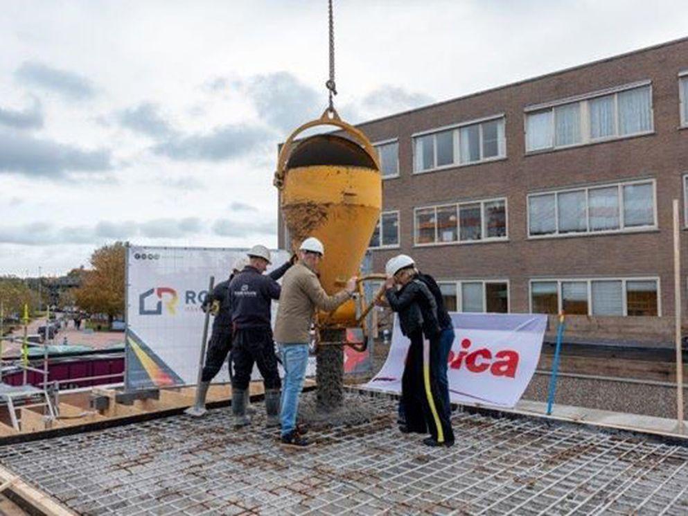Isala en BAM vieren hoogste punt nieuwbouw Radiotherapie