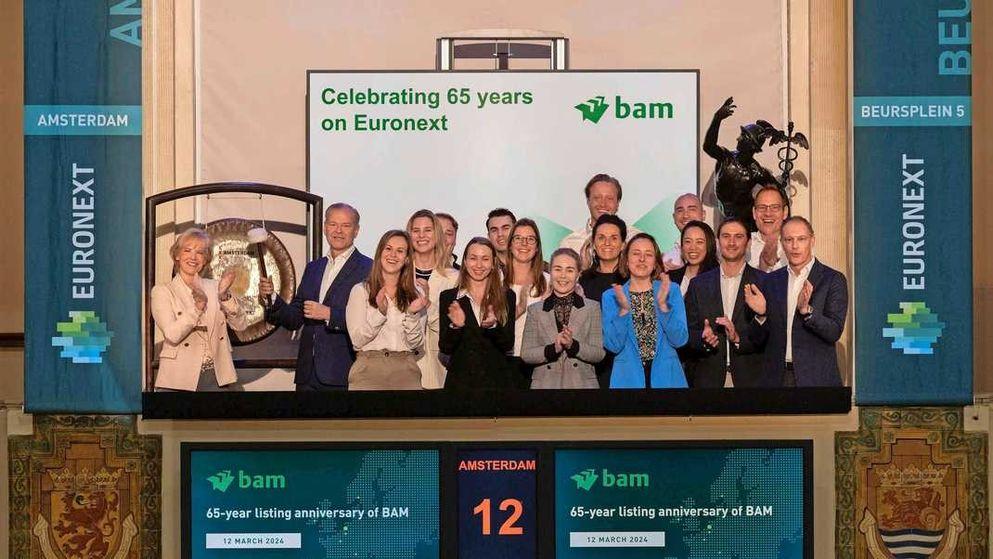 BAM markeert 65-jarige beursnotering met gongslag