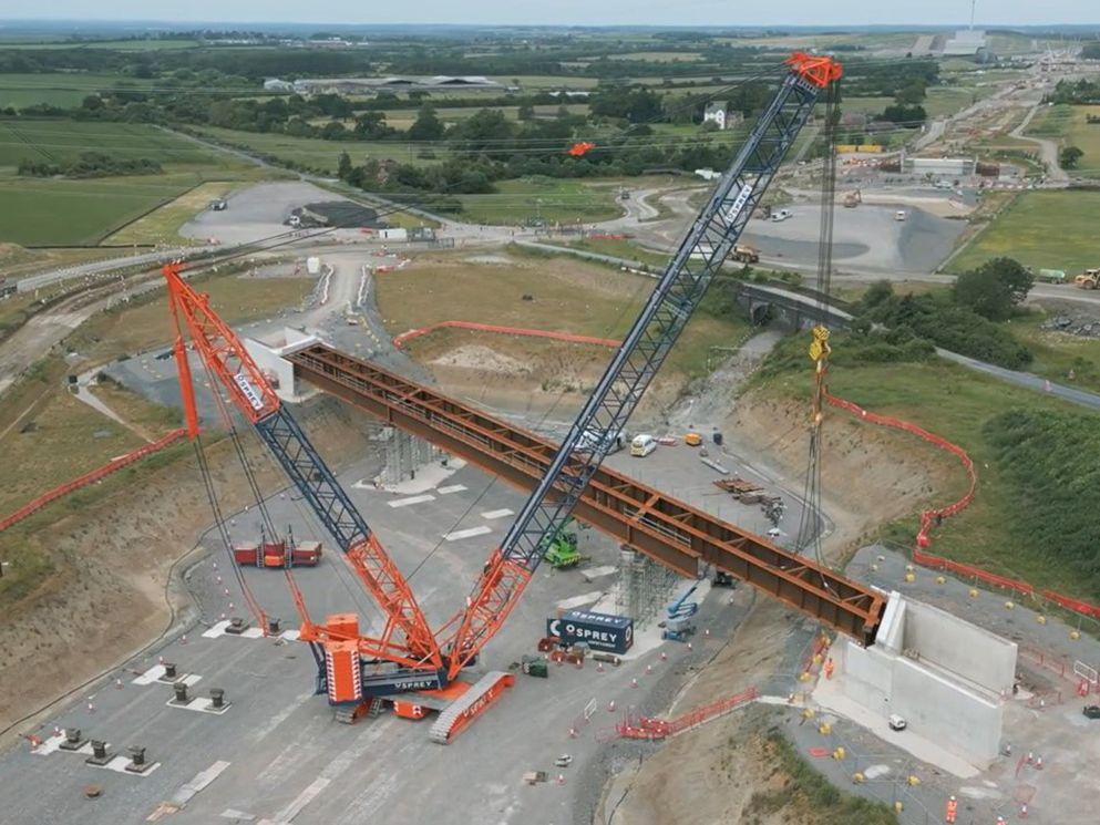 HS2 completes Edgcott Road bridge lift