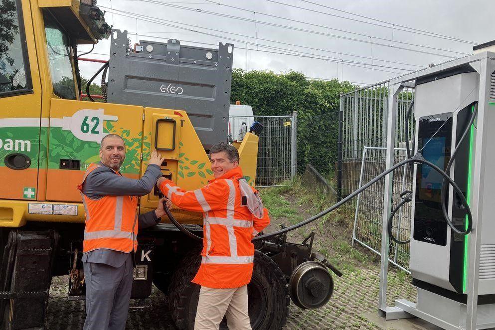 Elektrisch materieel wordt opgeladen
