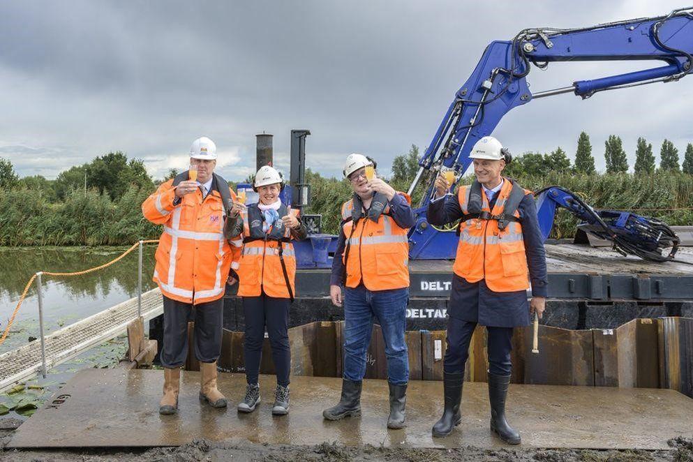 BAM verhoogt veiligheid en verstevigt dijk met groot onderhoud aan N468 tussen Schipluiden en Maasland