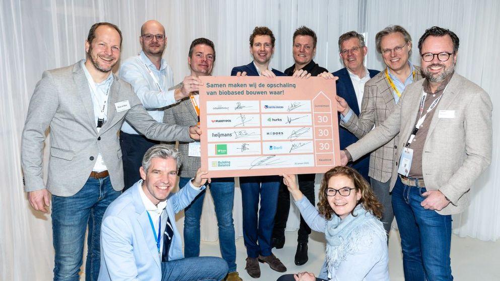 Ondertekening WOCODA