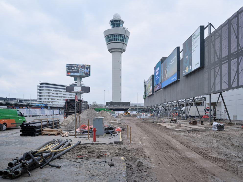 Schiphol Plaza bus station