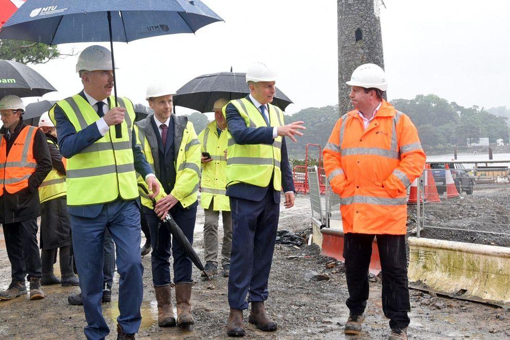 Irish prime minister visiting the construction site