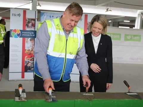 Topping out celebration for sustainable new Dunfermline Learning Campus